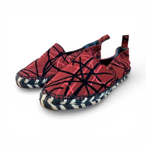 Proenza Schouler red, black, and coral scribble-print crepe espadrilles - Picture 3 of 7